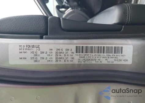 2019 Jeep Grand Cherokee Limited 4X2 z USA, uszkodzony, nr VIN 1C4RJEBG9KC656792